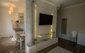 Jr Luxury Guesthouse